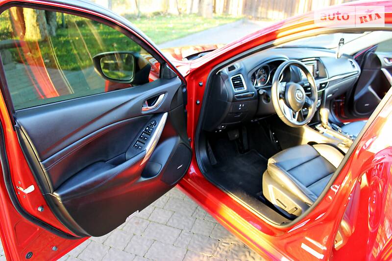 Седан Mazda 6 2014 в Стрию