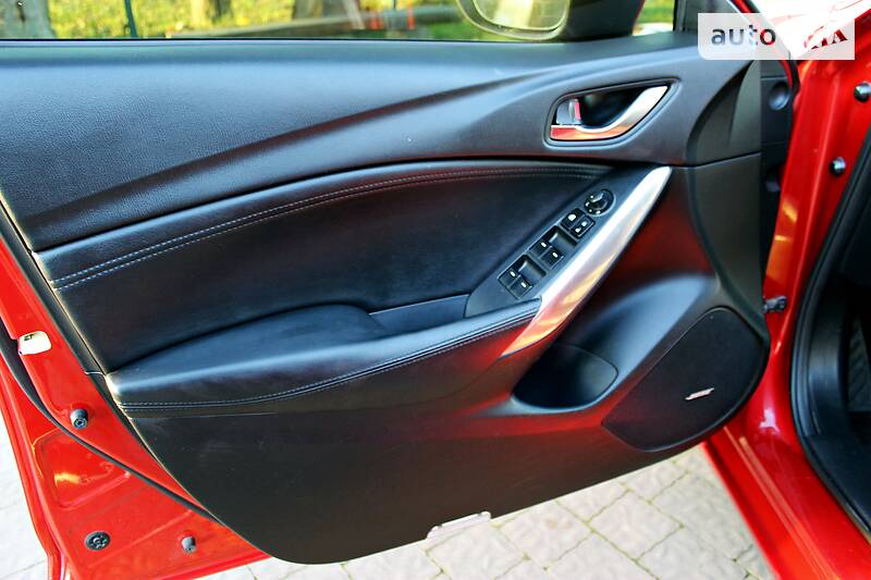 Седан Mazda 6 2014 в Стрию
