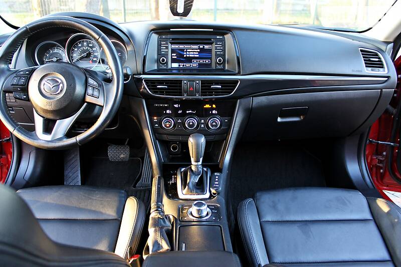 Седан Mazda 6 2014 в Стрию