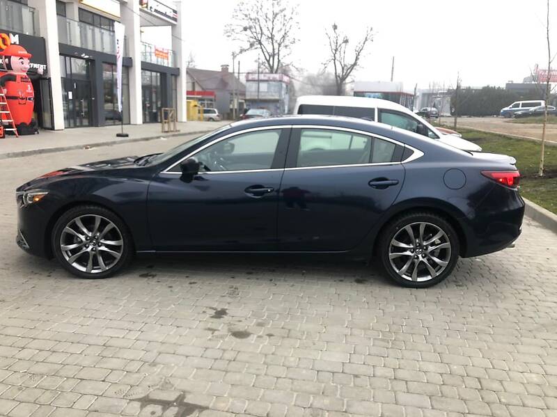 Седан Mazda 6 2017 в Львове
