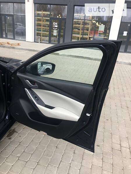 Седан Mazda 6 2017 в Львове