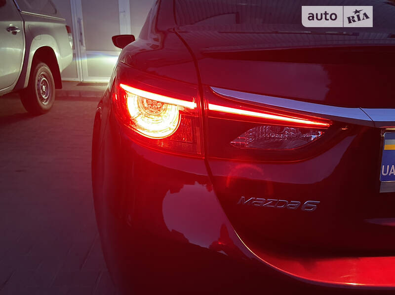 Седан Mazda 6 2016 в Хмельницком