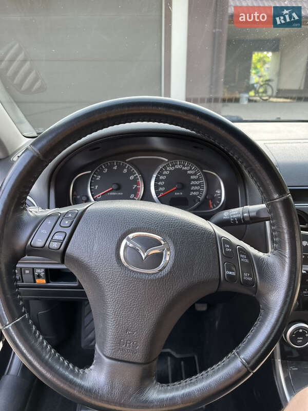 Седан Mazda 6 2006 в Днепре