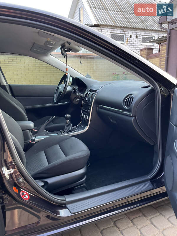 Седан Mazda 6 2006 в Днепре