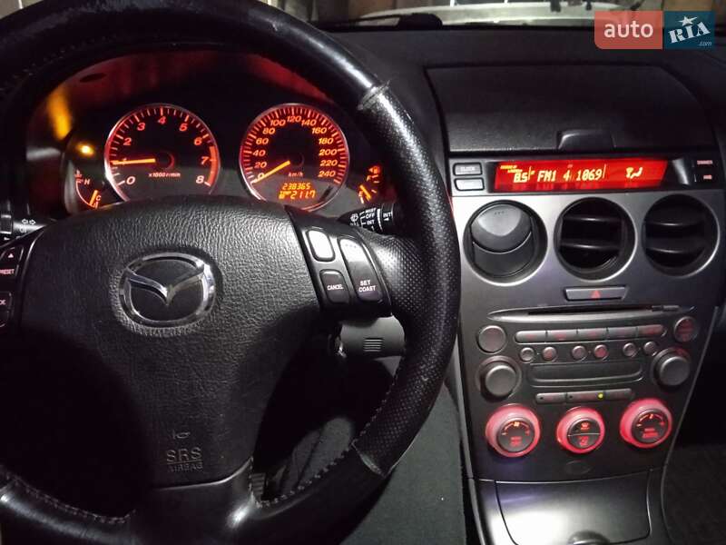 Седан Mazda 6 2003 в Звягелі