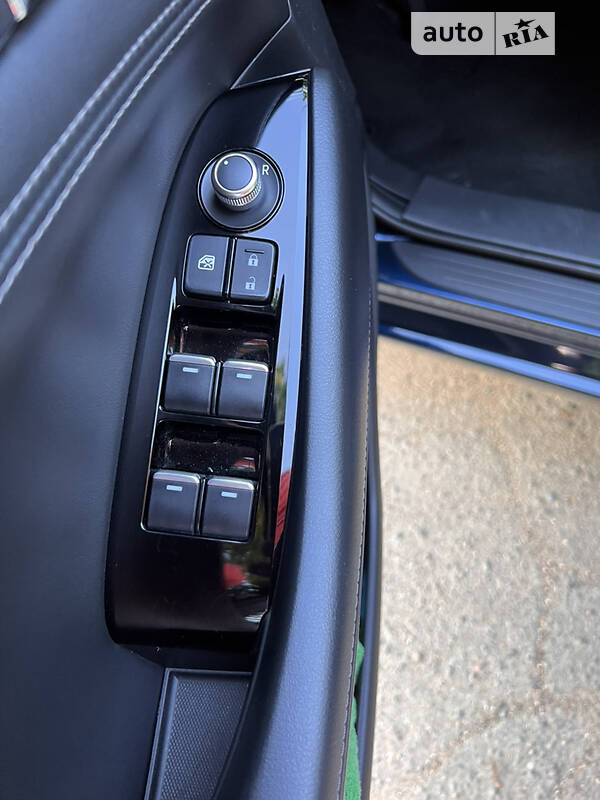 Седан Mazda 6 2018 в Миколаєві