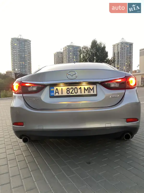 Mazda 6