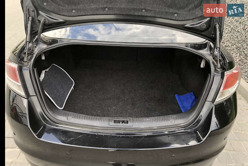 Седан Mazda 6 2011 в Запорожье