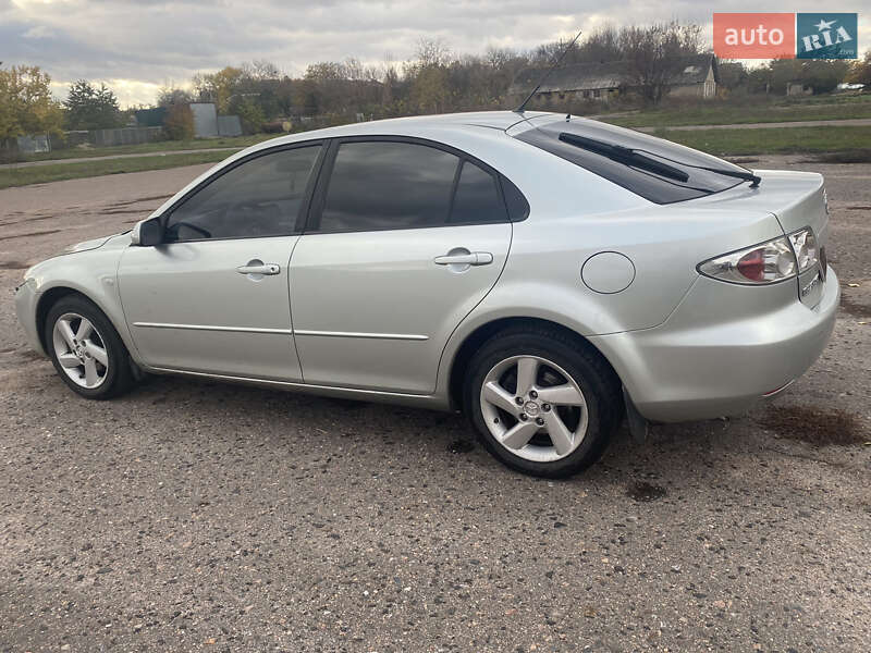 Лифтбек Mazda 6 2003 в Карловке