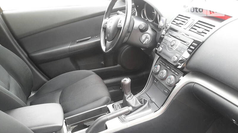 Универсал Mazda 6 2010 в Залещиках
