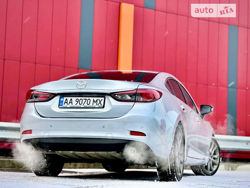 Седан Mazda 6 2016 в Киеве