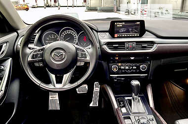 Седан Mazda 6 2016 в Киеве
