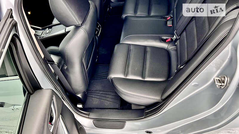 Седан Mazda 6 2016 в Киеве