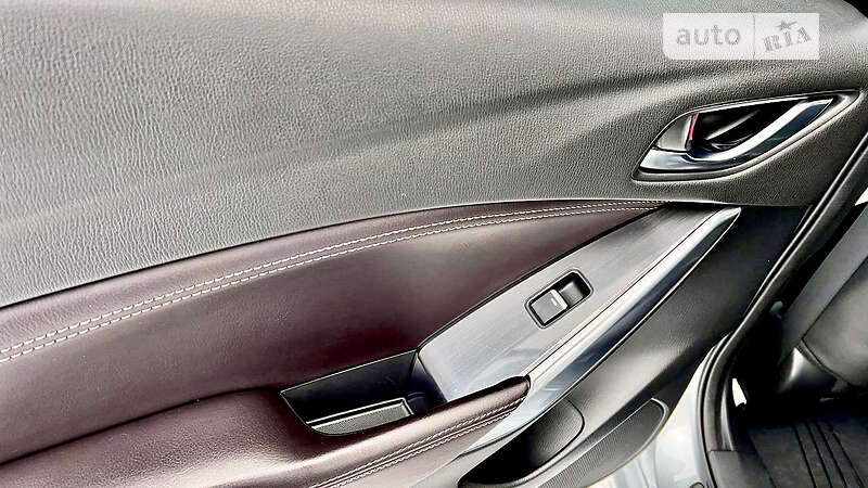 Седан Mazda 6 2016 в Киеве