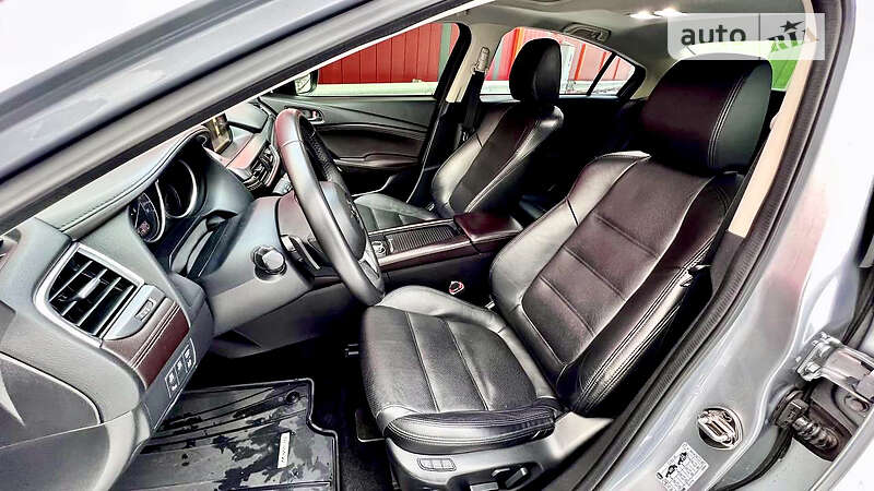 Седан Mazda 6 2016 в Киеве
