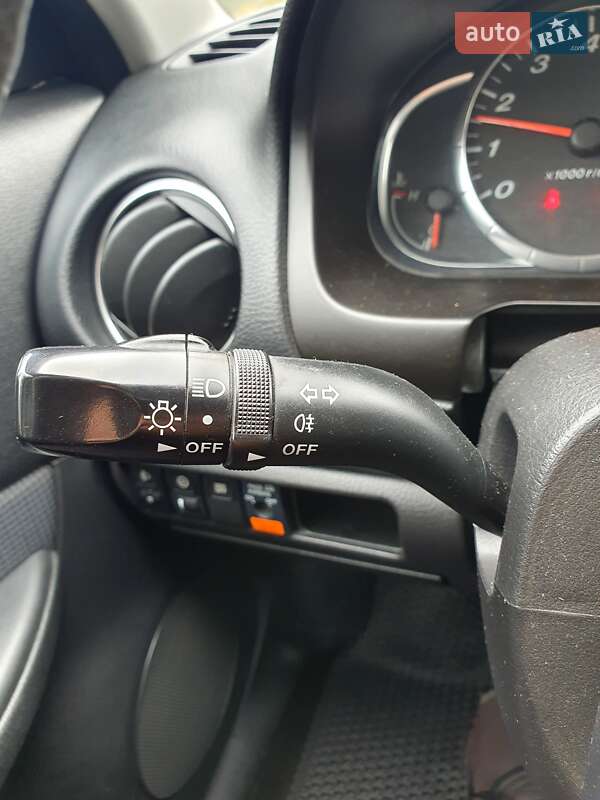 Седан Mazda 6 2005 в Киеве