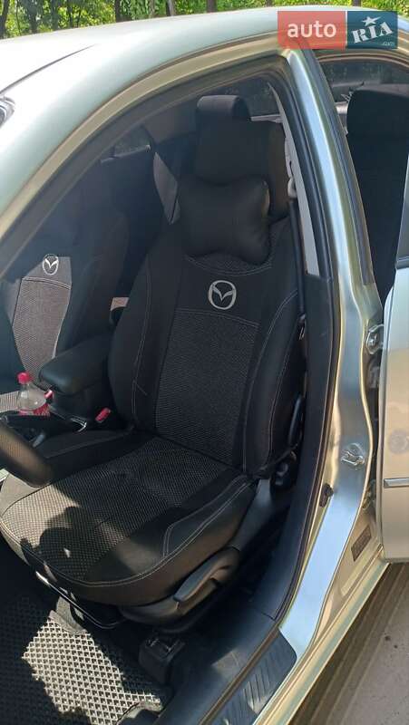 Седан Mazda 6 2005 в Днепре
