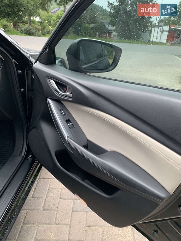 Седан Mazda 6 2016 в Косові