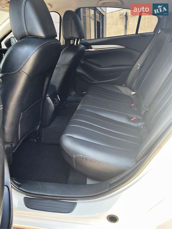 Седан Mazda 6 2020 в Харькове