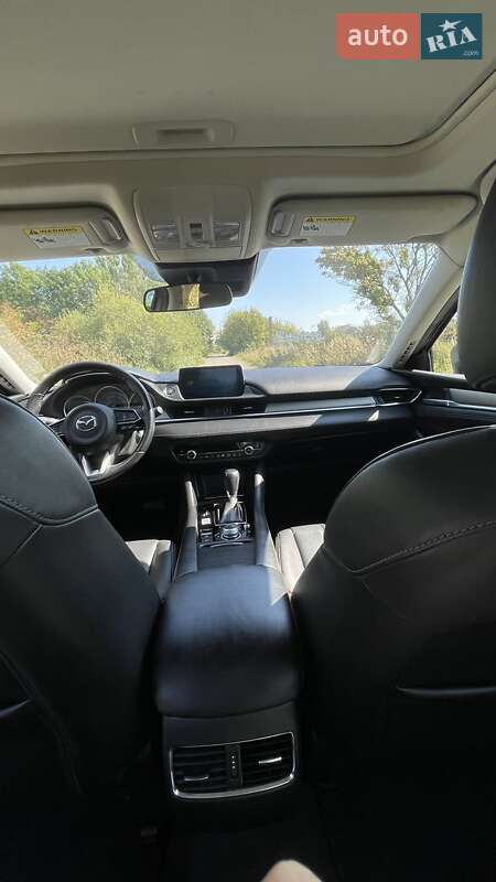 Седан Mazda 6 2018 в Львове