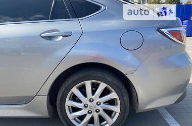 Лифтбек Mazda 6 2010 в 