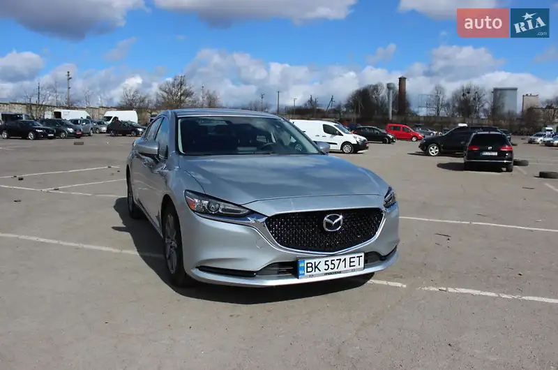 Mazda 6