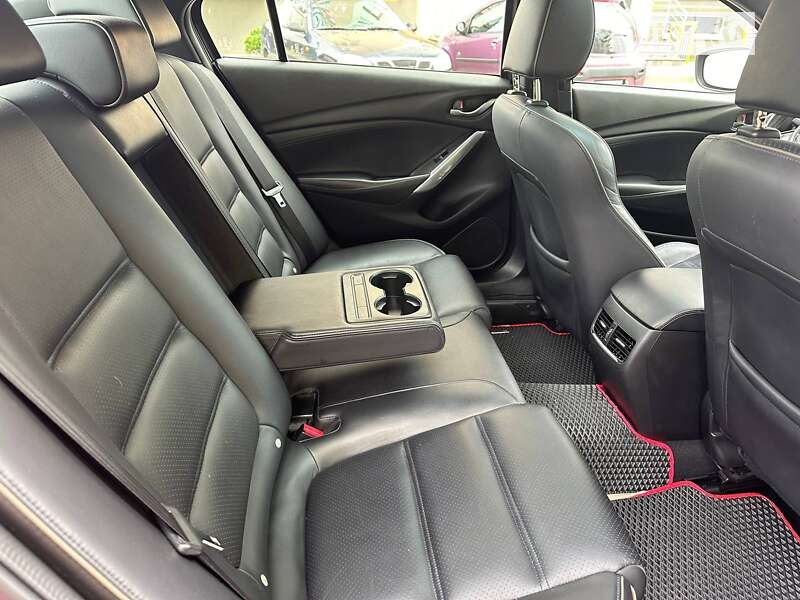 Седан Mazda 6 2017 в Стрые