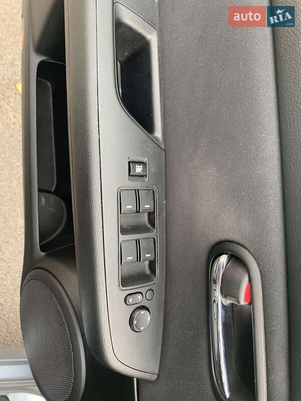 Універсал Mazda 6 2011 в Черкасах