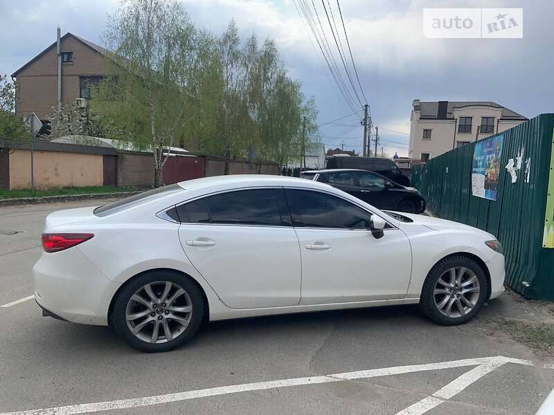 Седан Mazda 6 2013 в Киеве