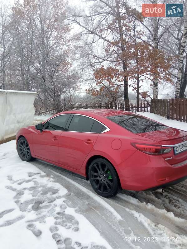 Седан Mazda 6 2015 в Надворной