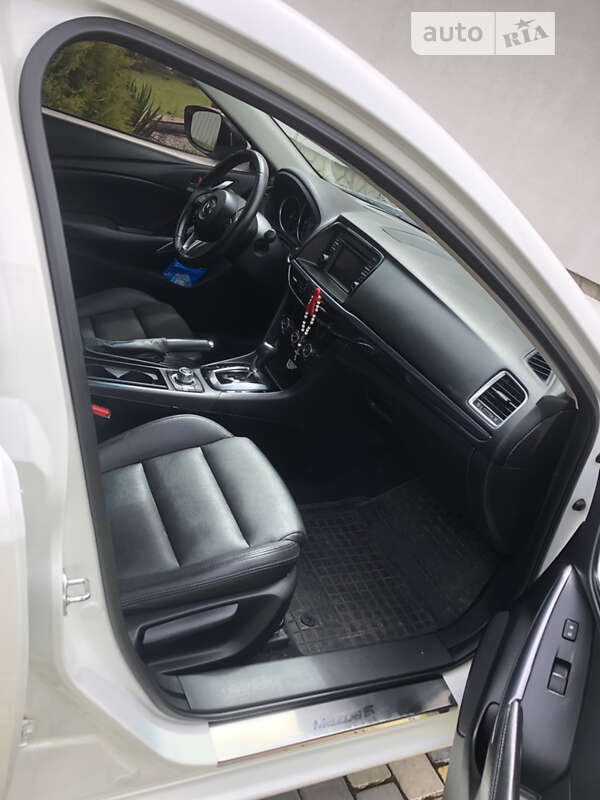 Седан Mazda 6 2014 в Коломые