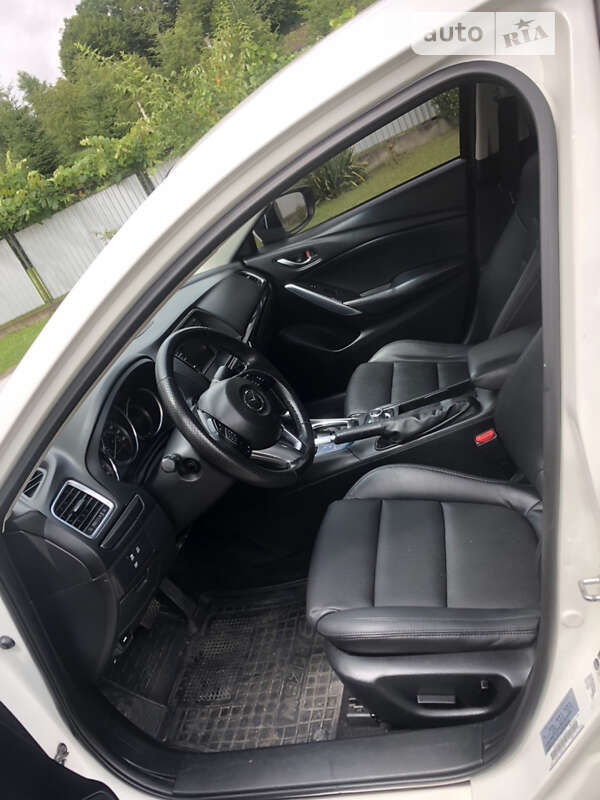 Седан Mazda 6 2014 в Коломые