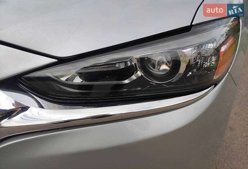 Седан Mazda 6 2019 в Киеве