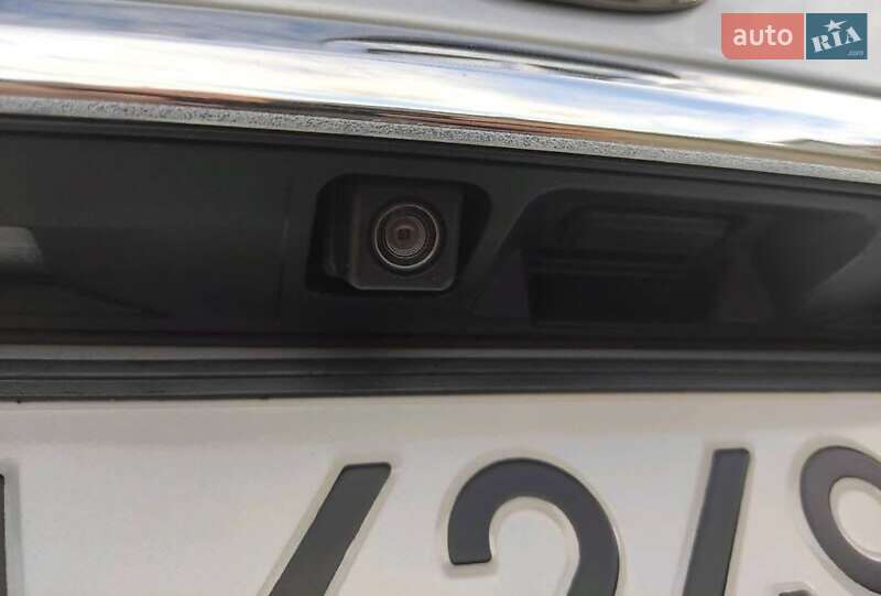 Седан Mazda 6 2019 в Киеве