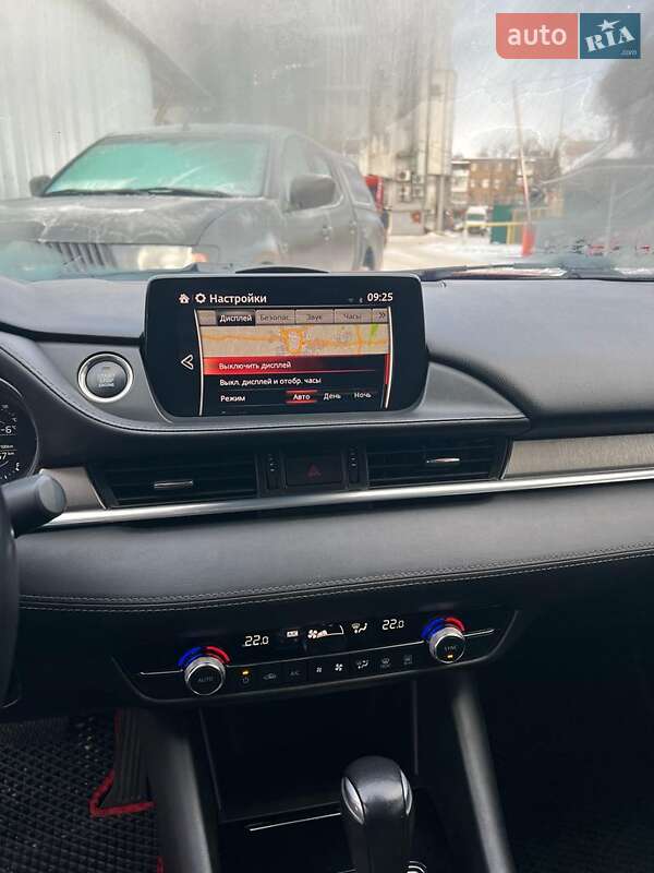 Седан Mazda 6 2018 в Кривом Роге