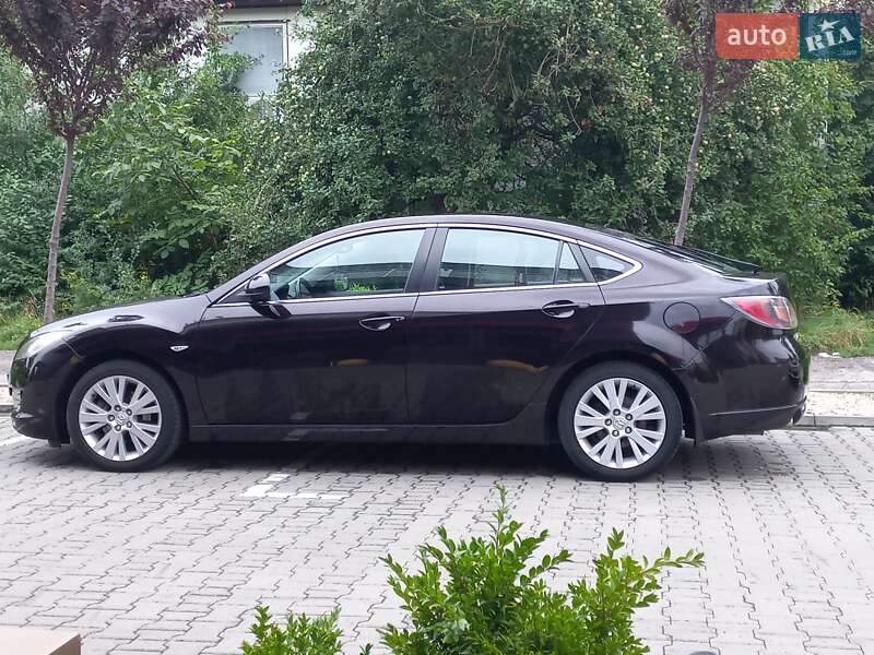 Лифтбек Mazda 6 2009 в Ужгороде