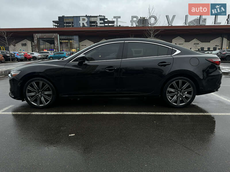 Седан Mazda 6 2019 в Киеве