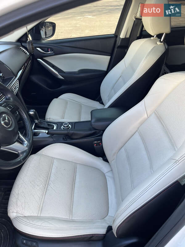 Седан Mazda 6 2013 в Шостке