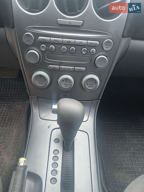 Седан Mazda 6 2003 в Измаиле