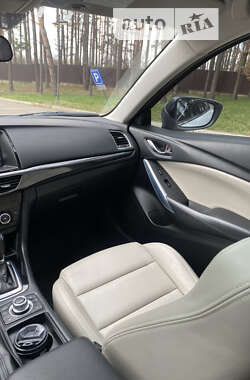 Седан Mazda 6 2014 в Новояворовске