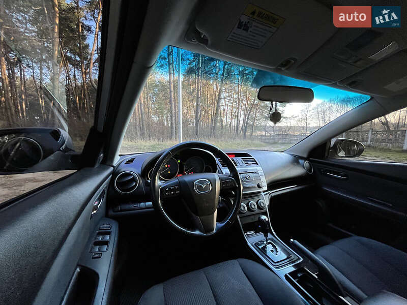 Седан Mazda 6 2011 в Виннице