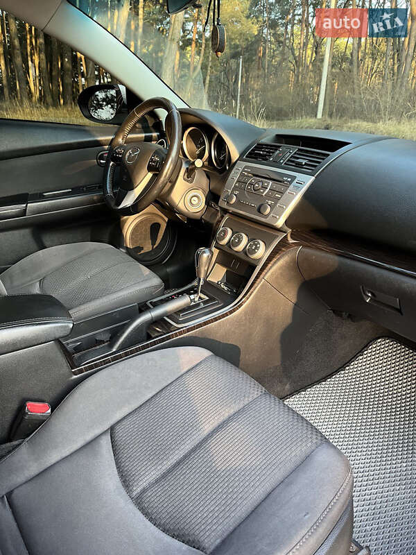 Седан Mazda 6 2011 в Виннице