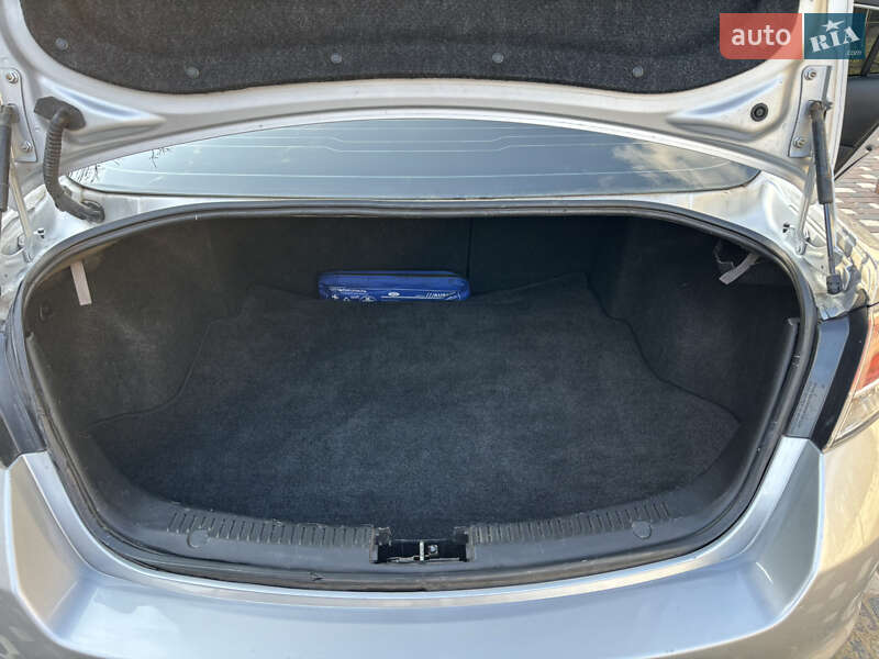 Седан Mazda 6 2011 в Виннице