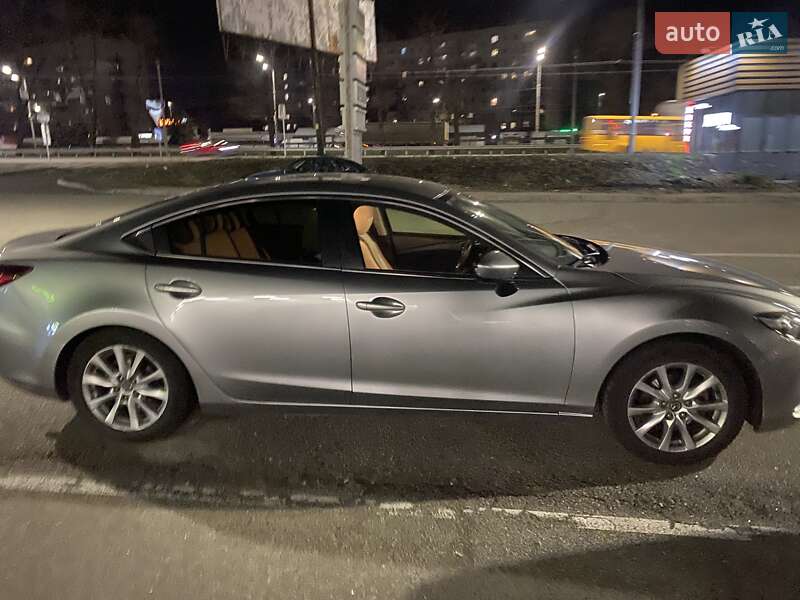 Седан Mazda 6 2012 в Камне-Каширском