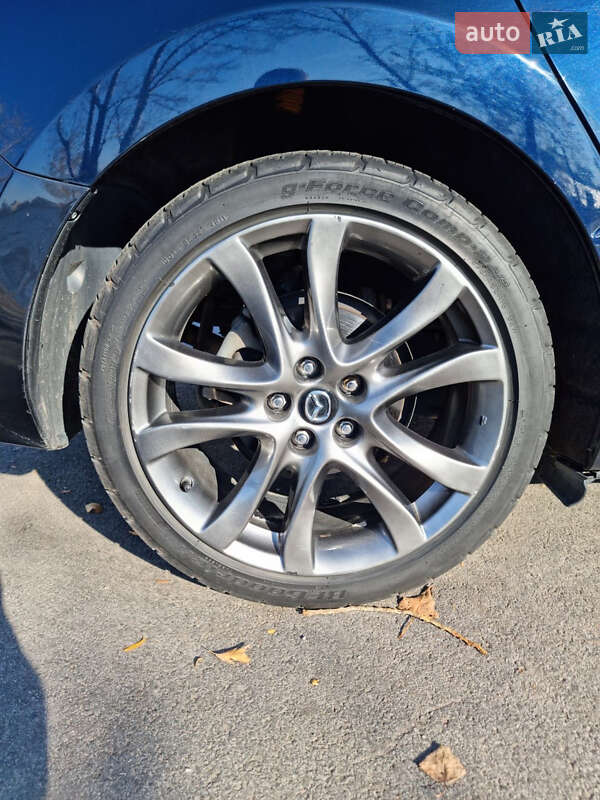 Седан Mazda 6 2016 в Днепре