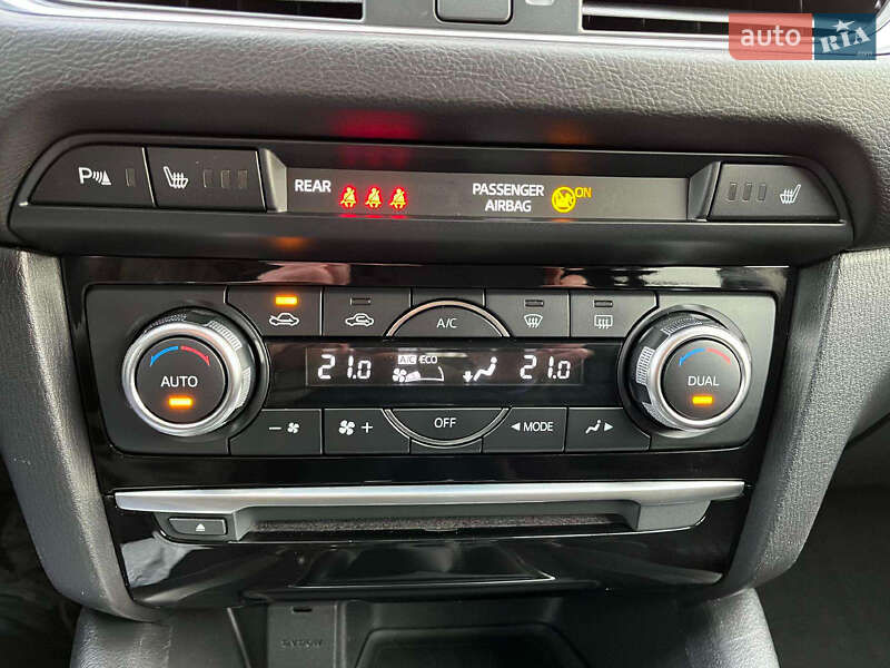 Седан Mazda 6 2016 в Хмельницком