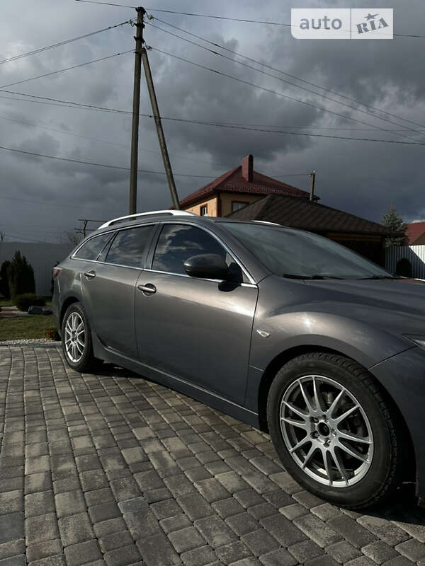 Универсал Mazda 6 2009 в Сторожинце