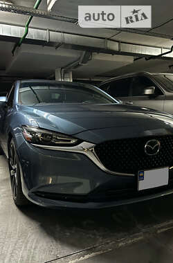 Седан Mazda 6 2018 в Киеве