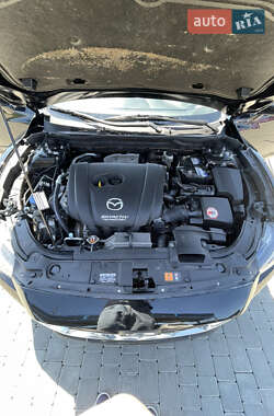 Седан Mazda 6 2013 в 