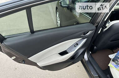 Седан Mazda 6 2015 в 